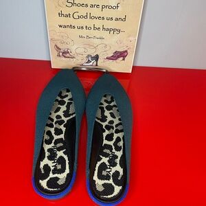 NWOT Rothy's The Almond Demi Flat Green Size 8.5